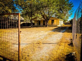 12742 Paseo Arbol in San Antonio, TX - Building Photo