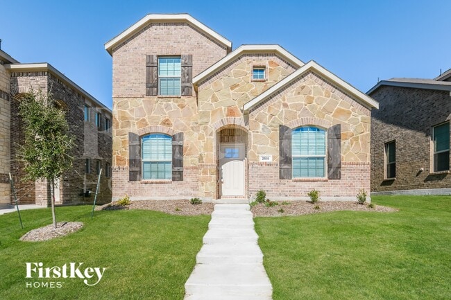 property at 2516 Northcote Dr