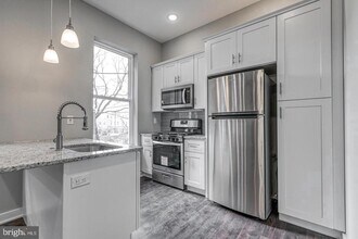 1316 S Broad St in Philadelphia, PA - Building Photo - Building Photo