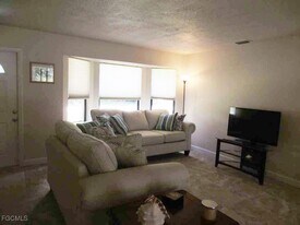 1510 SE 11th Pl in Cape Coral, FL - Building Photo