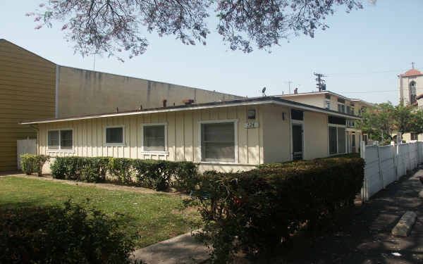 724 N Lacy St in Santa Ana, CA - Building Photo