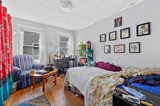 363 Washington St in Somerville, MA - Foto de edificio - Building Photo
