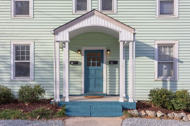 608 W Club Blvd in Durham, NC - Building Photo - Building Photo