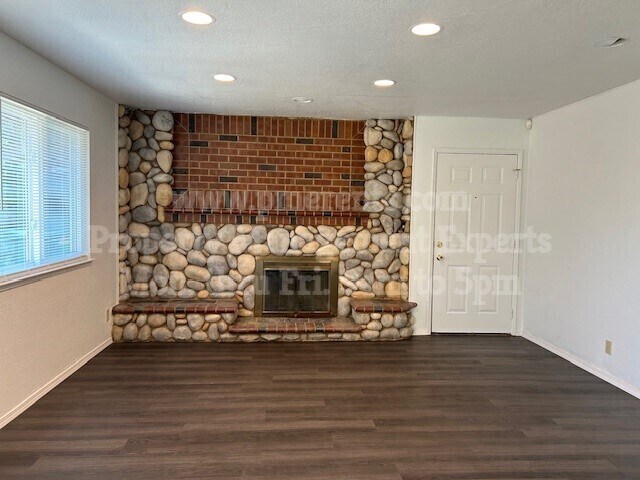 7118 Tristan Cir in Stockton, CA - Building Photo - Building Photo