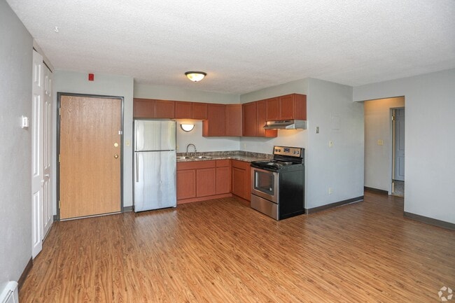 Southern Manor Apartments in Grand Forks, ND - Foto de edificio - Building Photo