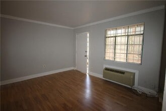 758 St Charles Ave NE in Atlanta, GA - Building Photo - Building Photo