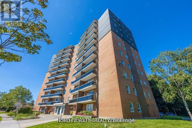 property at 3145-3145 Queen Frederica Dr