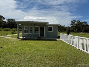 5838 W Green Acres St in Homosassa, FL - Building Photo - Building Photo