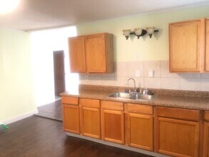 1008 N Evans St in Bloomington, IL - Building Photo - Building Photo