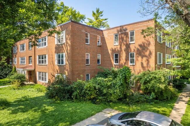 Sherman Terrace Condominiums in Madison, WI - Building Photo - Building Photo