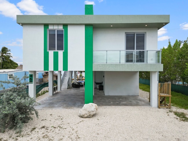 468 Bahia Honda Rd in Key Largo, FL - Building Photo - Building Photo