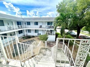 601 S 19th Ave in Hollywood, FL - Building Photo - Building Photo