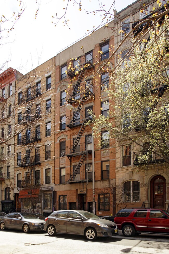 200 E Seventh St in New York, NY - Foto de edificio - Building Photo