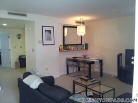 8-10 Glencoe St., Unit 4 in Boston, MA - Building Photo