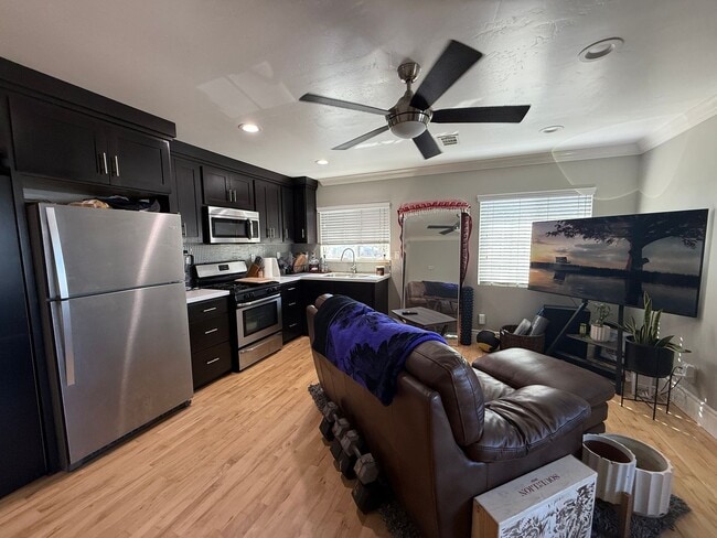 property at 7152 Fulton St