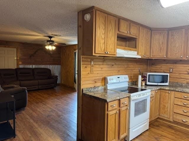 9123 Stonewood Dr in Orange, TX - Building Photo - Building Photo