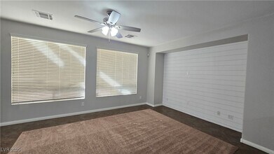 8667 Moreno Mountain Ave, Unit 3-B in Las Vegas, NV - Building Photo - Building Photo