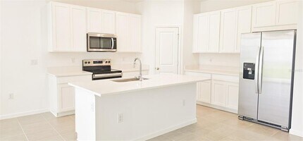 413 Silver Palm Dr in Haines City, FL - Building Photo - Building Photo