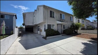 1040 W 165th Pl in Gardena, CA - Building Photo