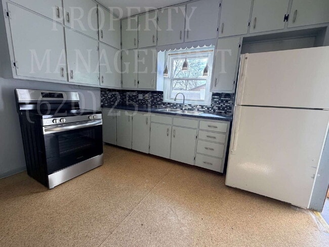 property at 812 Siggins St