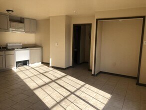 8121 Ned Ave in Baton Rouge, LA - Building Photo - Building Photo