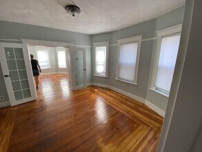 7 Bay State Ave, Unit 1 in Somerville, MA - Building Photo - Building Photo