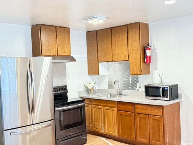 property at 3421 68th Ave