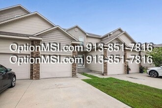 10555 Clubhouse Dr in Kansas City, KS - Building Photo - Building Photo