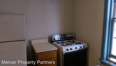 332 W State St in Trenton, NJ - Building Photo - Building Photo