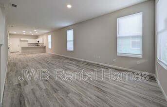 256 E 18th St in Jacksonville, FL - Building Photo - Building Photo