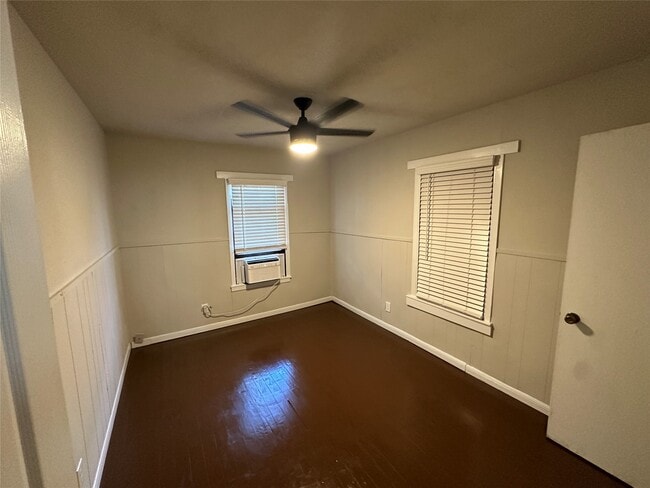 property at 2721 Napoleon St