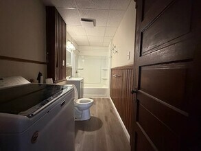 38 Ames St, Unit 2 in Worcester, MA - Building Photo - Building Photo