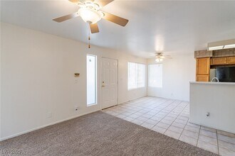 3061 Key Largo Dr in Las Vegas, NV - Building Photo - Building Photo