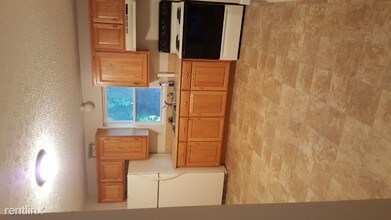 861 Buchanan Trail E in Greencastle, PA - Building Photo - Building Photo