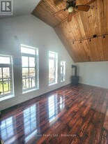 645 Beach Blvd in Hamilton, ON - Building Photo