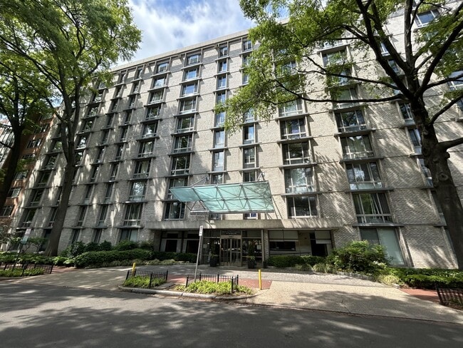 property at 950 25th St NW