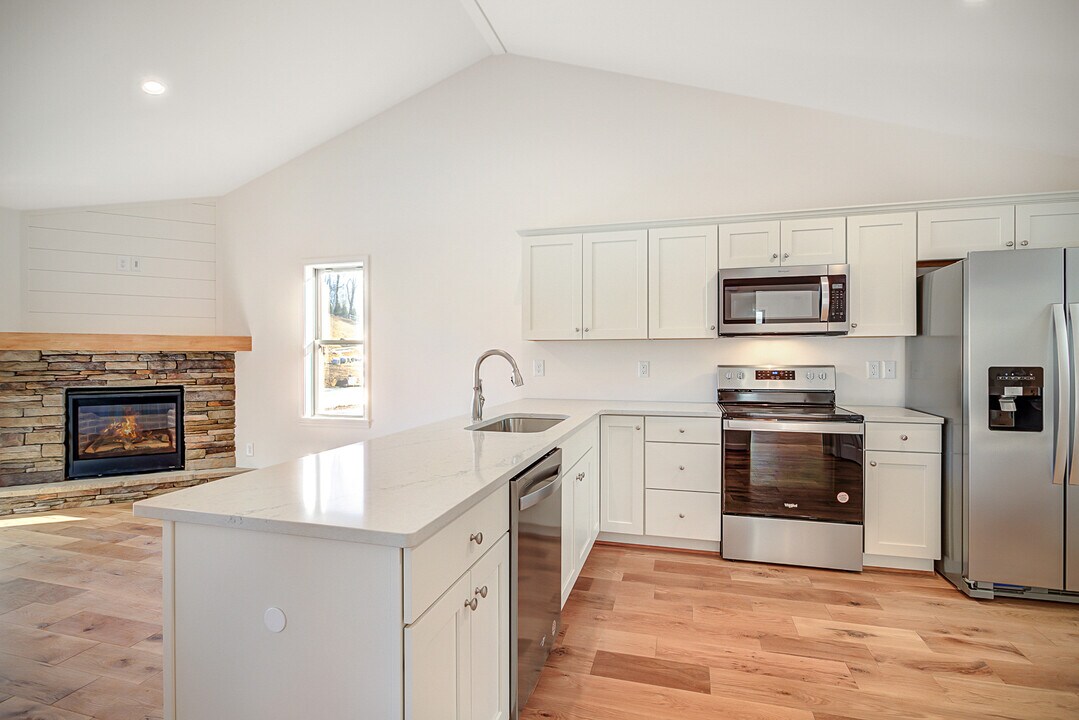 192 Townhomes Pl in Boone, NC - Foto de edificio