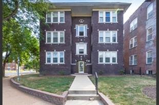 6238 Cabanne Ave Apartments