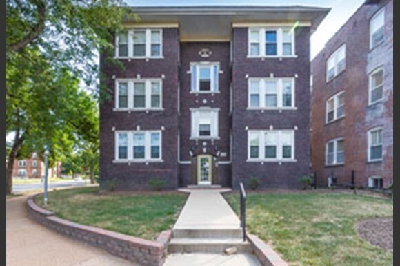 6238 Cabanne Ave in St. Louis, MO - Foto de edificio