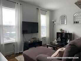 30 L St, Unit 1 in Boston, MA - Building Photo