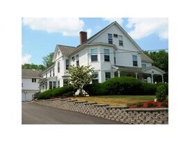 116 E Broadway in Derry, NH - Building Photo