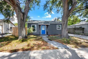 2859 38th Ave N in St. Petersburg, FL - Building Photo