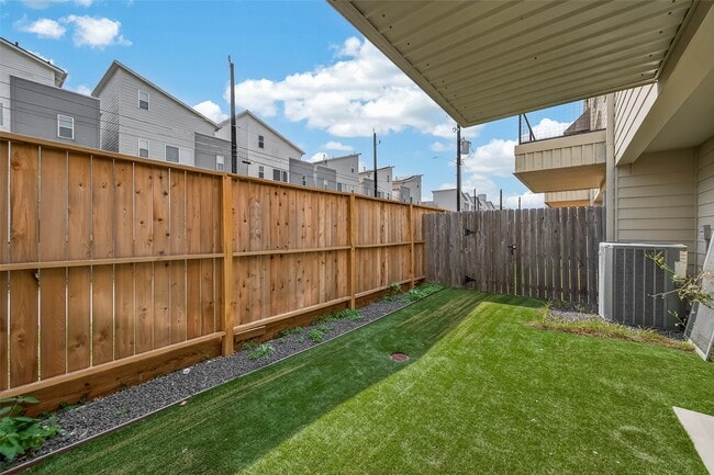 405 Meadow St in Houston, TX - Building Photo - Building Photo