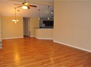 2426 Planters Row in Sugar Land, TX - Building Photo - Building Photo