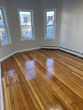 40 Temple St, Unit 1 in Somerville, MA - Building Photo - Building Photo