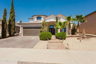 3733 Tierra Campa Dr in El Paso, TX - Building Photo - Building Photo