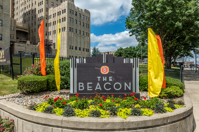 The Beacon Jersey City in Jersey City, NJ - Building Photo - Building Photo