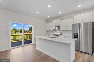 16626 Green Glade Dr in Brandywine, MD - Building Photo - Building Photo