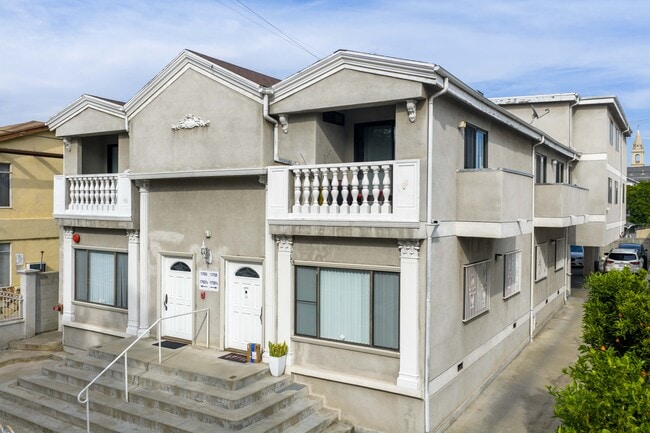 1758 N Alexandria Ave, Unit 1758.5 in Los Angeles, CA - Building Photo - Building Photo