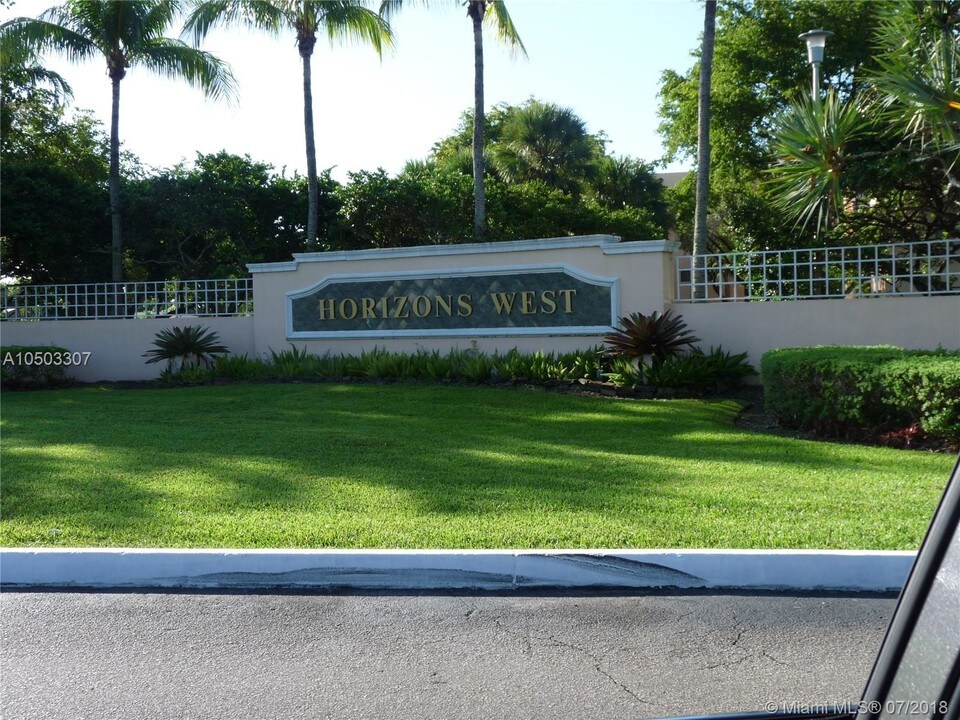 8700 SW 133rd Avenue Rd-Unit -108 in Miami, FL - Building Photo